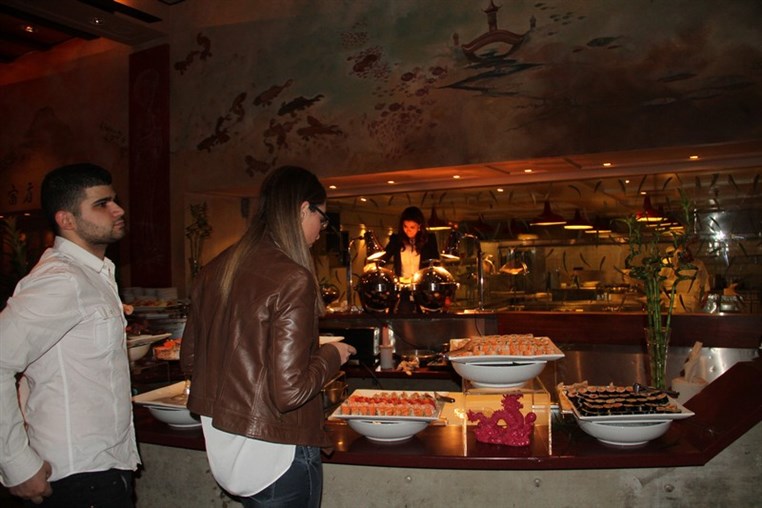 Sushi Night at Wok Wok 